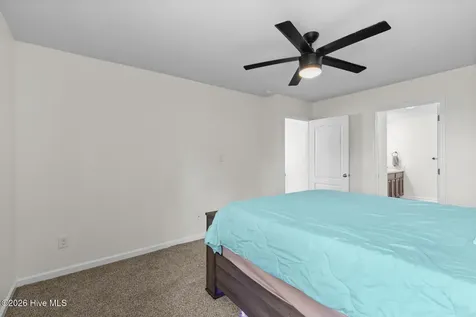1103 Farmhouse Lane Jacksonville NC 28546