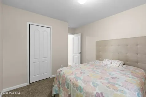 1103 Farmhouse Lane Jacksonville NC 28546