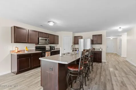 1103 Farmhouse Lane Jacksonville NC 28546