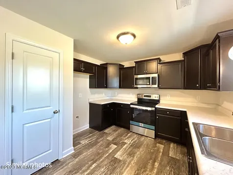 702 N Pebble Branch Court Holly Ridge NC 28445