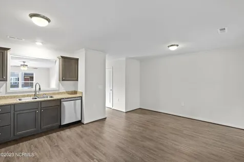 473 Sullivan Loop Road Midway Park NC 28544