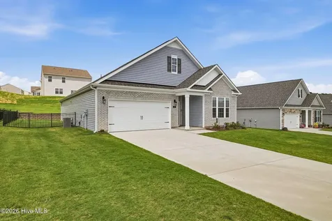 607 Pine Dune Lane Aberdeen NC 28315