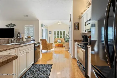 520 Catamaran Drive Wilmington NC 28412