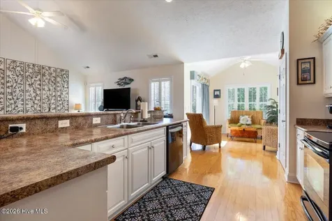 520 Catamaran Drive Wilmington NC 28412