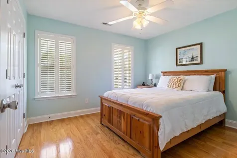 520 Catamaran Drive Wilmington NC 28412