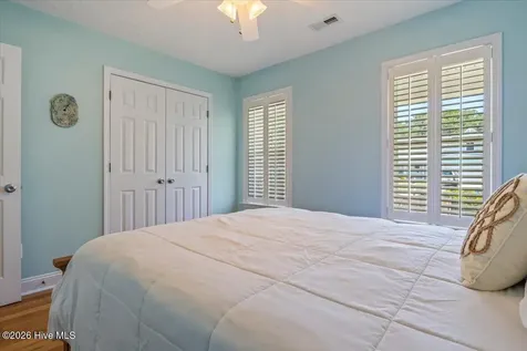 520 Catamaran Drive Wilmington NC 28412