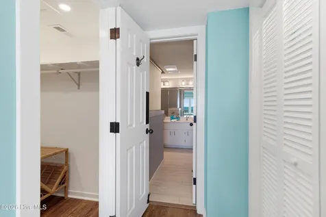 565 Salter Path Road Pine Knoll Shores NC 28512