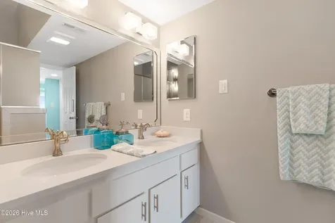 565 Salter Path Road Pine Knoll Shores NC 28512