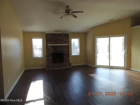 2439 Saddleridge Drive Midway Park NC 28544