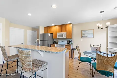 3350 Club Villas Drive Southport NC 28461