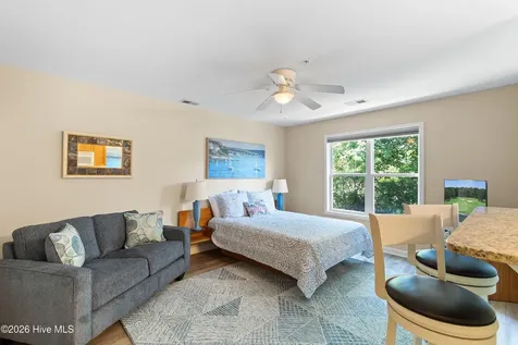 3350 Club Villas Drive Southport NC 28461