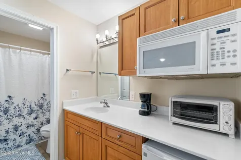 3350 Club Villas Drive Southport NC 28461
