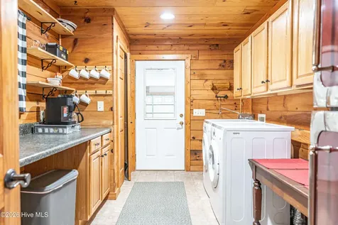 105 Lakewood Drive Aberdeen NC 28315