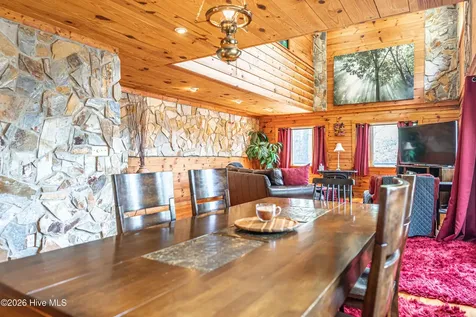 105 Lakewood Drive Aberdeen NC 28315