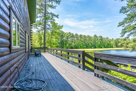 105 Lakewood Drive Aberdeen NC 28315