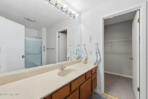 7601 Windward Drive New Bern NC 28560