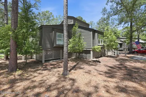 7601 Windward Drive New Bern NC 28560