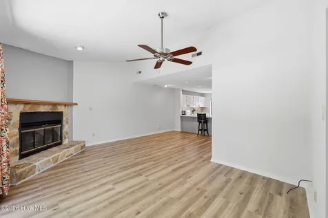 7601 Windward Drive New Bern NC 28560