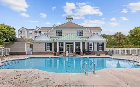 300 -325 Gateway Condos Drive Surf City NC 28445