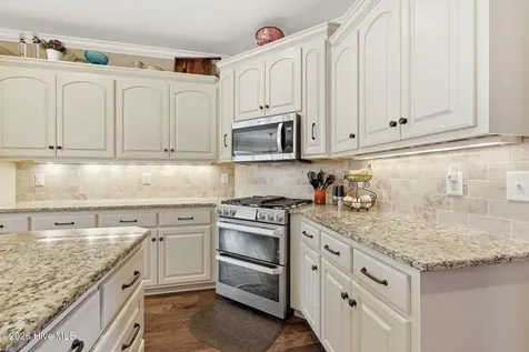2822 Sunny Vale Drive Winterville NC 28590
