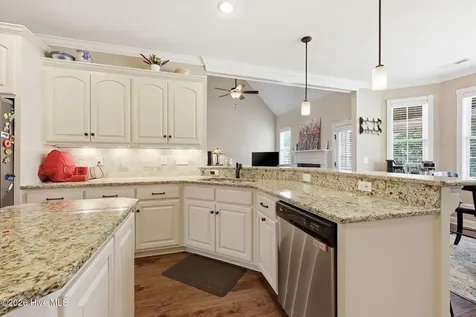 2822 Sunny Vale Drive Winterville NC 28590