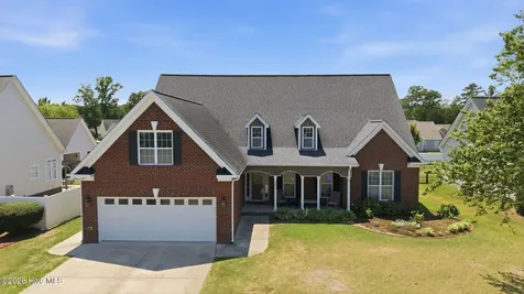 2822 Sunny Vale Drive Winterville NC 28590