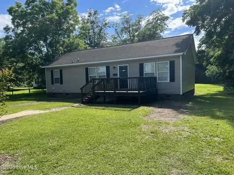 234 S Wilson Street Chadbourn NC 28431