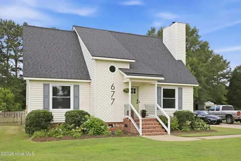 677 Davenport Farm Road Winterville NC 28590