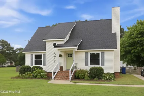 677 Davenport Farm Road Winterville NC 28590