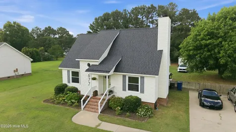 677 Davenport Farm Road Winterville NC 28590