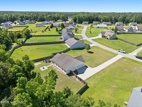 308 Otter Creek Court Richlands NC 28574