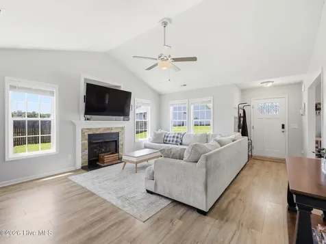 308 Otter Creek Court Richlands NC 28574