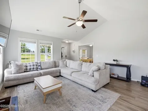 308 Otter Creek Court Richlands NC 28574