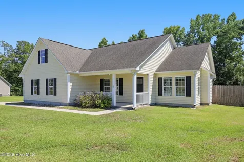 308 Otter Creek Court Richlands NC 28574