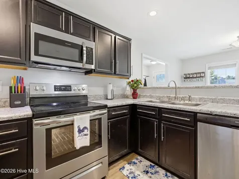 308 Otter Creek Court Richlands NC 28574