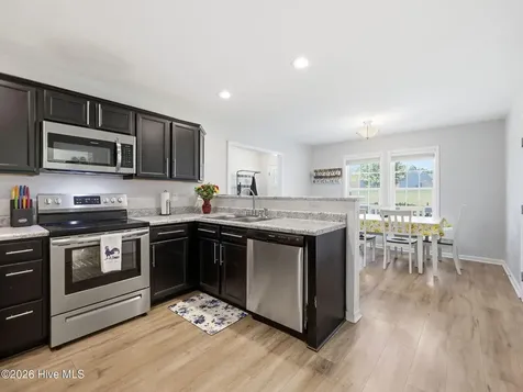 308 Otter Creek Court Richlands NC 28574