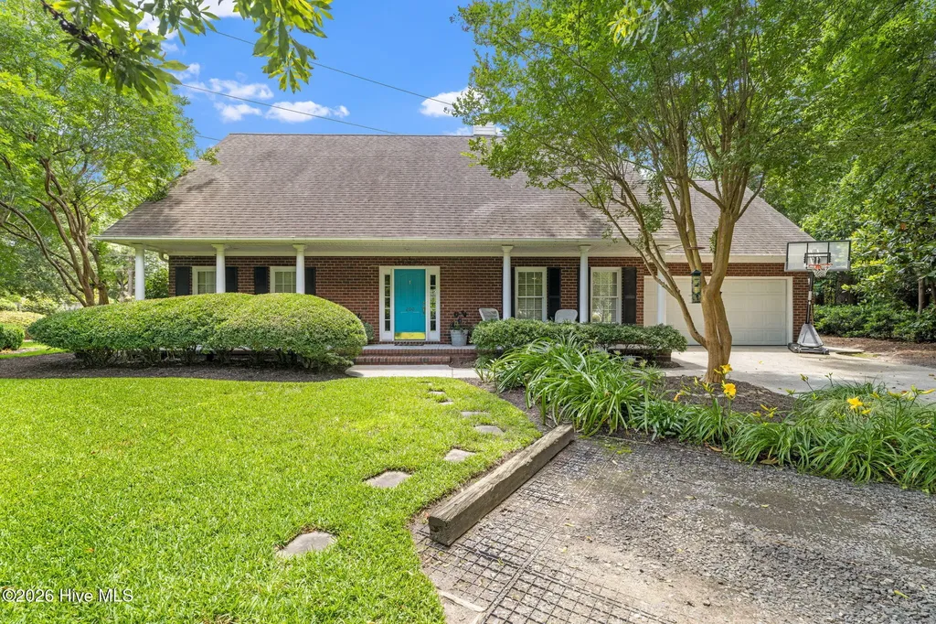 200 Greenwich Lane Wilmington NC 28409