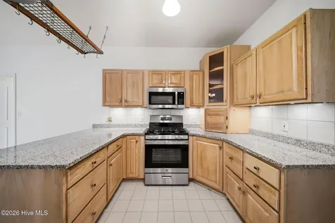 200 Greenwich Lane Wilmington NC 28409