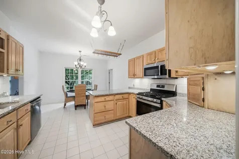 200 Greenwich Lane Wilmington NC 28409