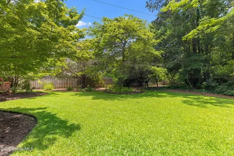 200 Greenwich Lane Wilmington NC 28409