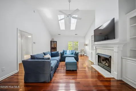 200 Greenwich Lane Wilmington NC 28409