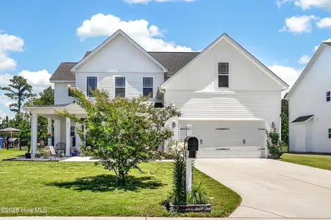 337 SW Plantation Drive Maple Hill NC 28454