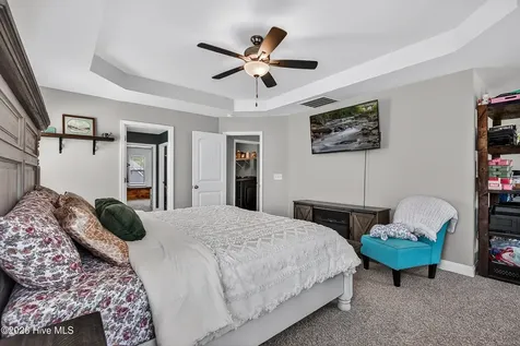 337 SW Plantation Drive Maple Hill NC 28454