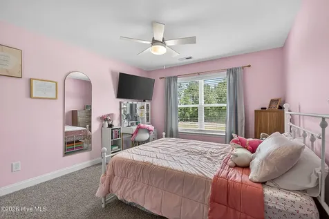 337 SW Plantation Drive Maple Hill NC 28454