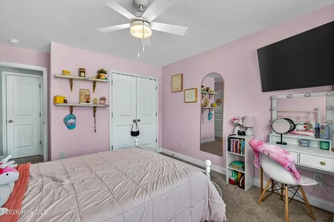 337 SW Plantation Drive Maple Hill NC 28454