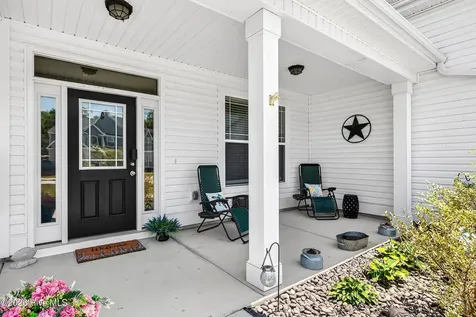 337 SW Plantation Drive Maple Hill NC 28454