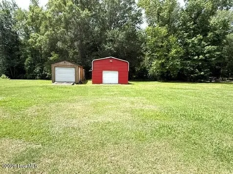Lt 284-288 Near 250 Waccamaw Sh Road Lake Waccamaw NC 28450