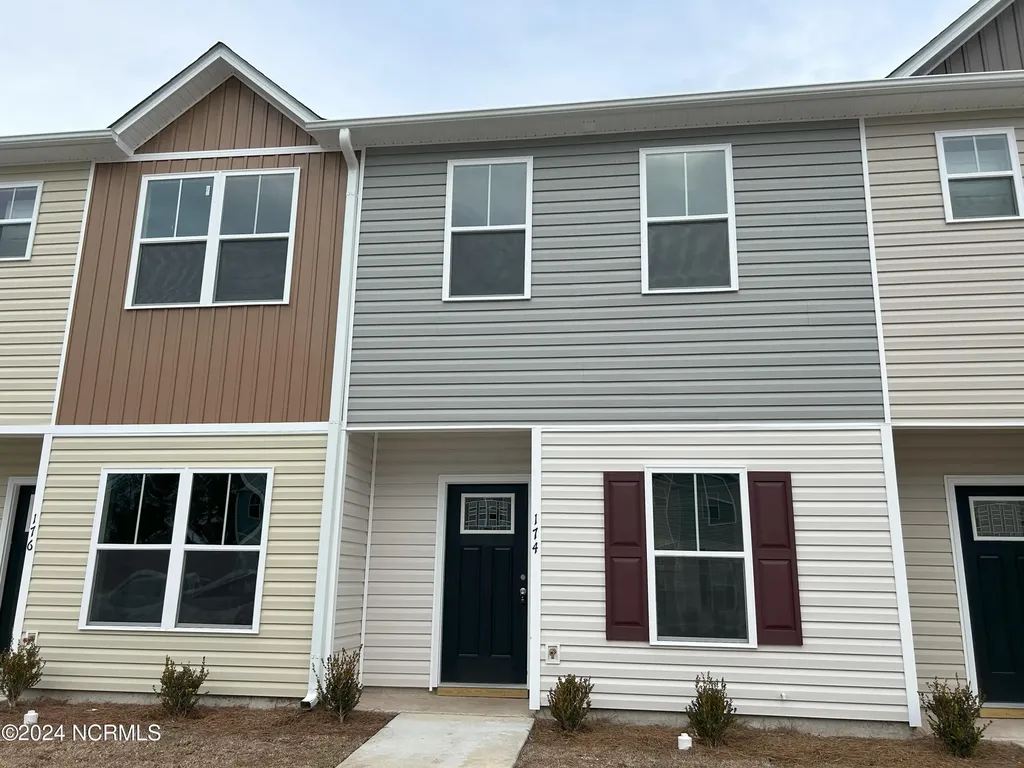 174 Buckhorn Avenue Holly Ridge NC 28445