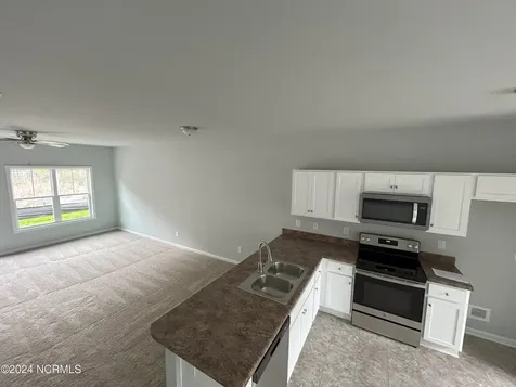 174 Buckhorn Avenue Holly Ridge NC 28445