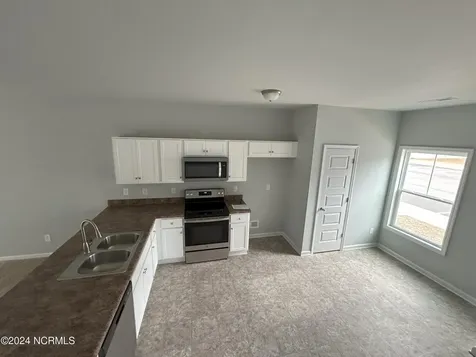 174 Buckhorn Avenue Holly Ridge NC 28445